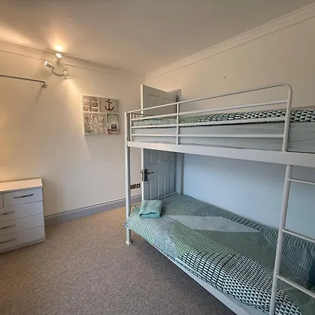 Spacious 4Br For Contractors, Groups, Families-3